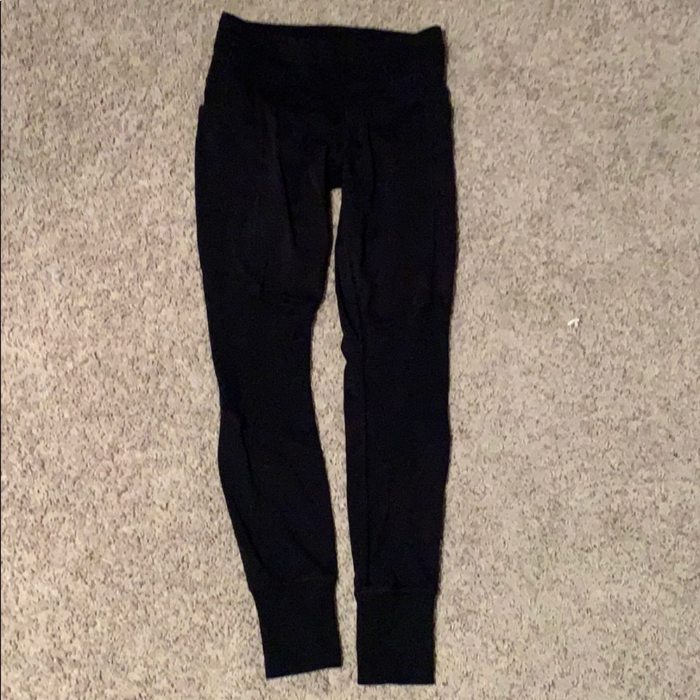 black leggings